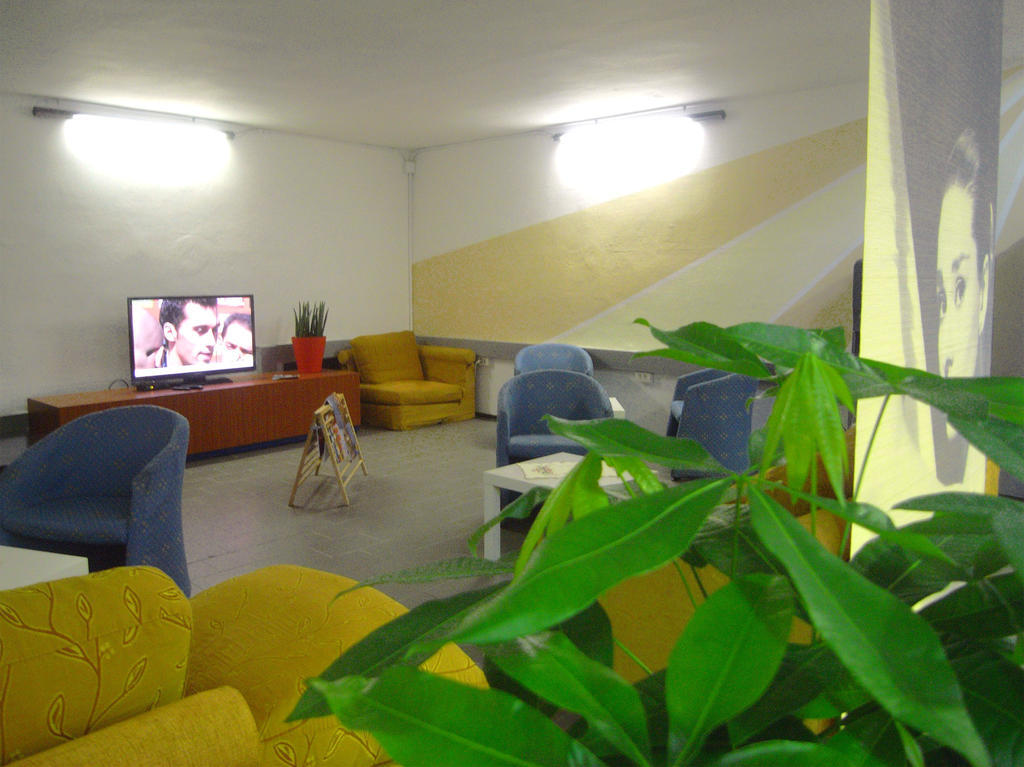 Hostel Colours Milán Exteriér fotografie